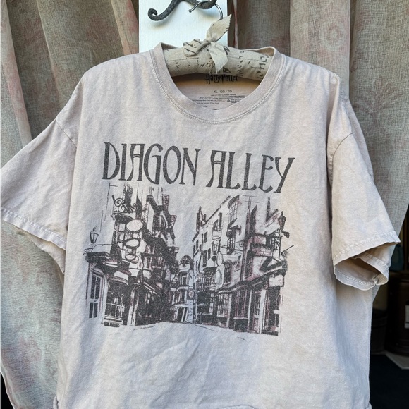 Wizarding World Of Harry Potter Tops - Warner Bros. Beige Harry Potter T-Shirt